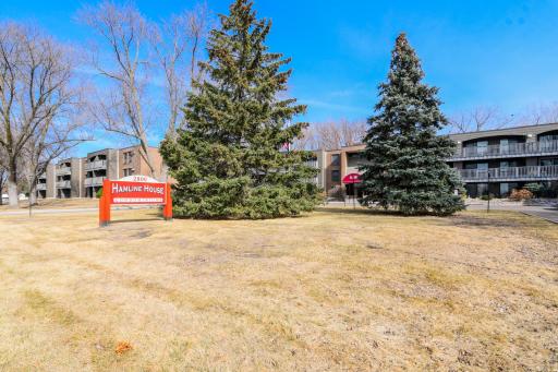 2800 Hamline Avenue N, 318, Saint Paul, MN 55113