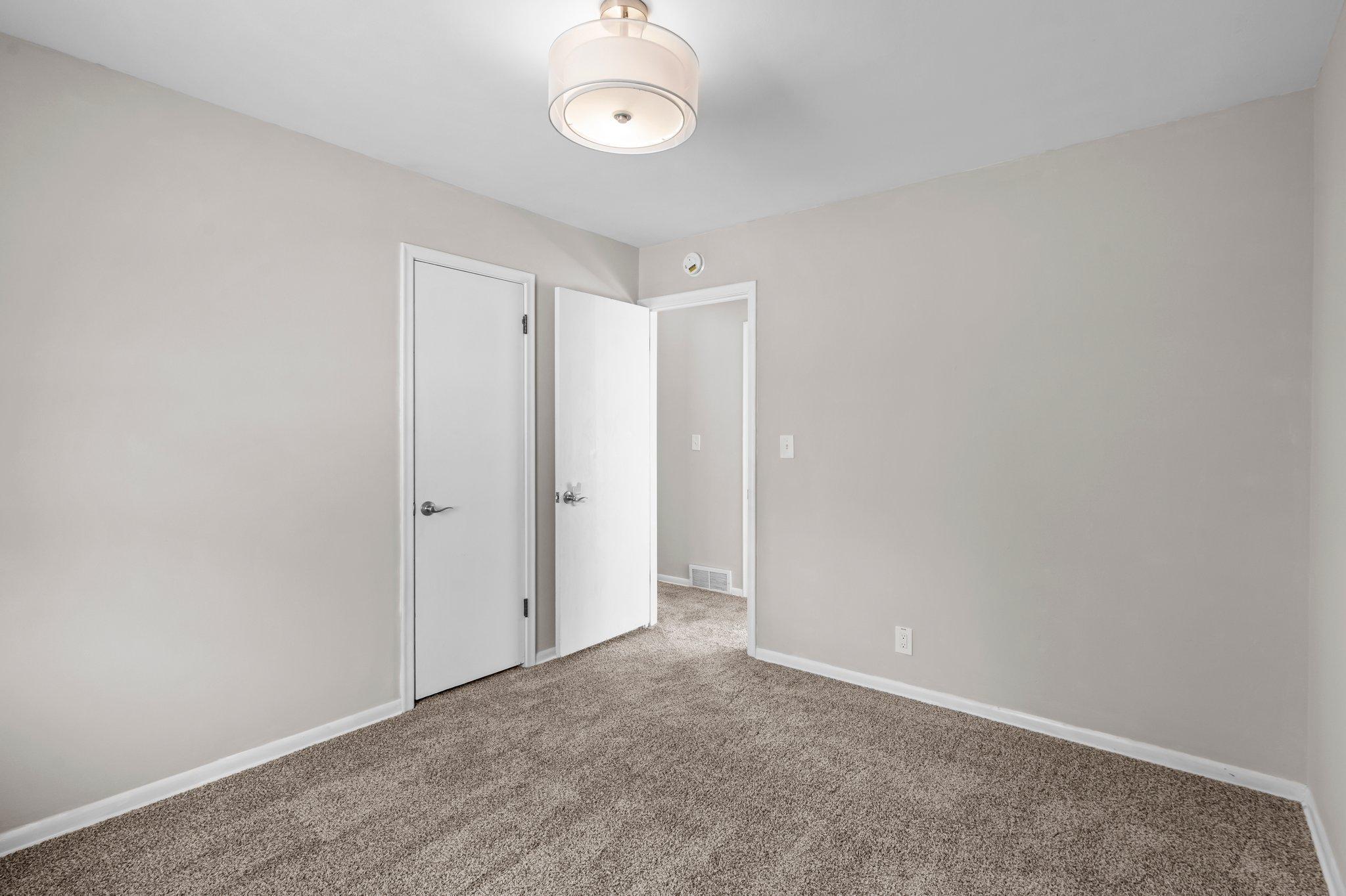 23-web-or-mls-255 County Rd C2 W-43.jpg