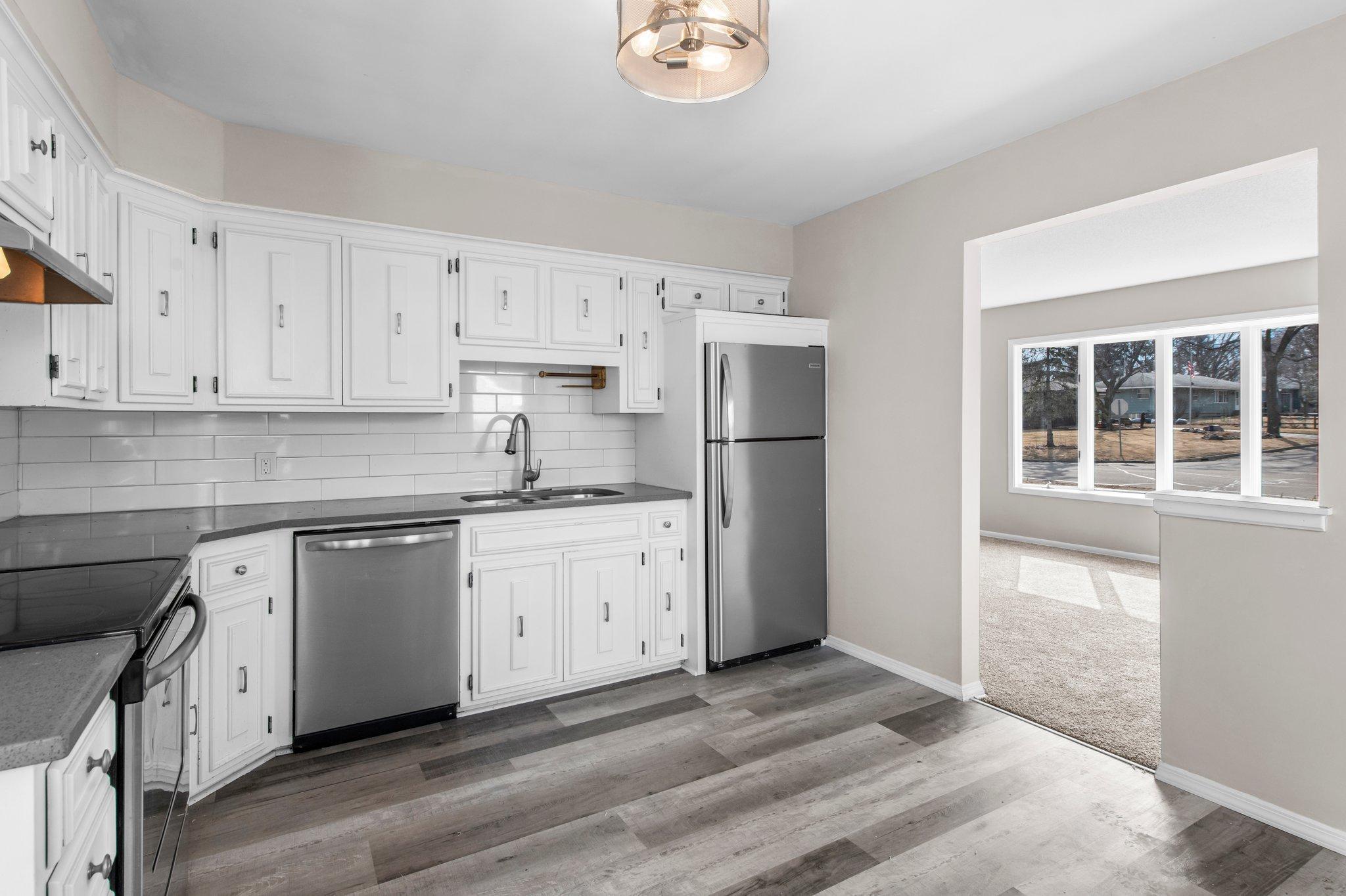 16-web-or-mls-255 County Rd C2 W-15.jpg