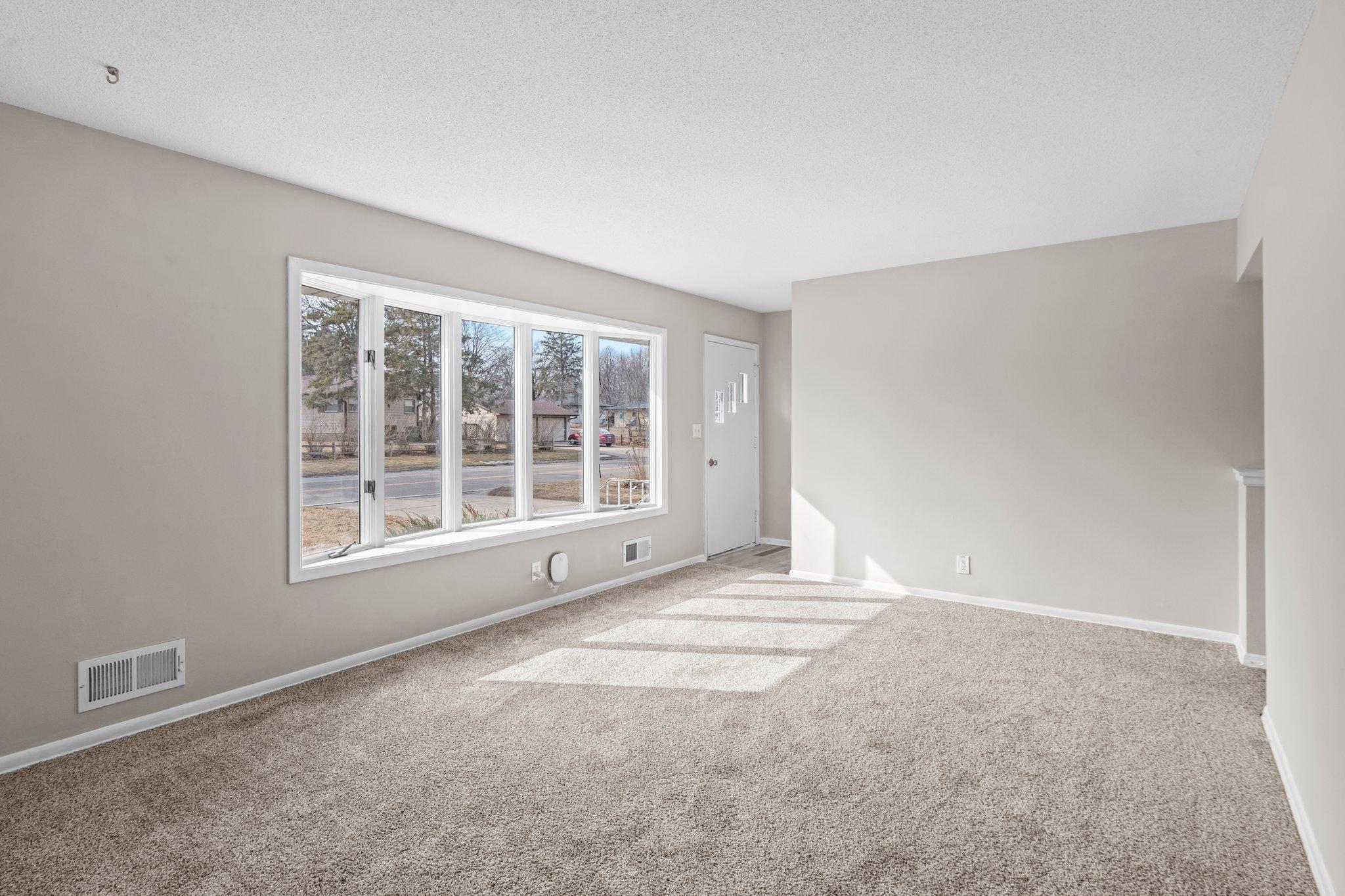 21-web-or-mls-255 County Rd C2 W-35.jpg