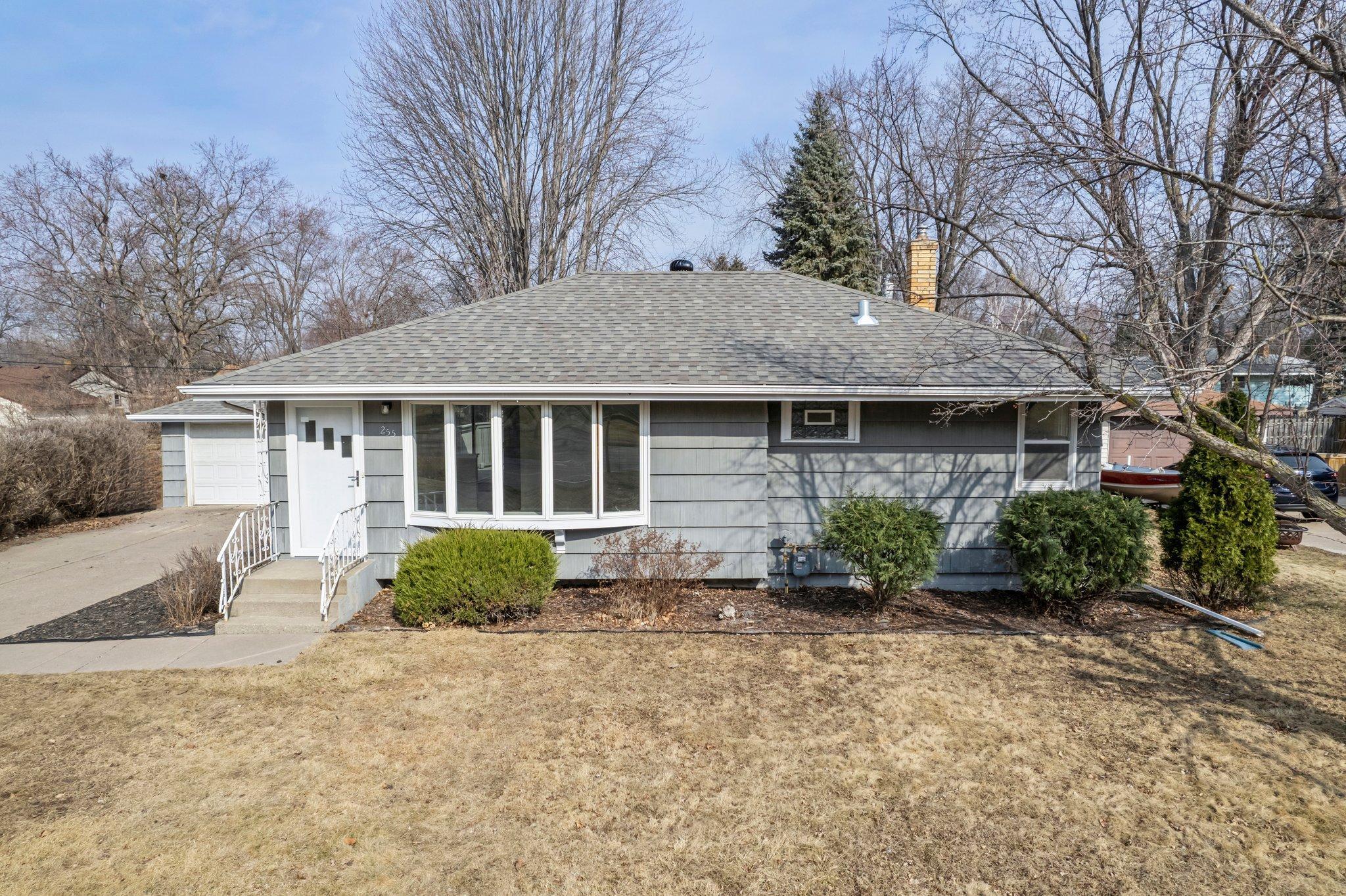 8-web-or-mls-255 County Rd C2 W-109.jpg