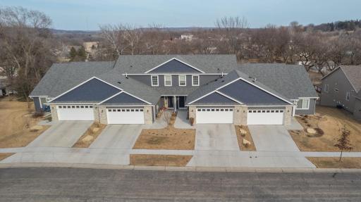 2692 Hawk Ridge Court SE, Rochester, MN 55904