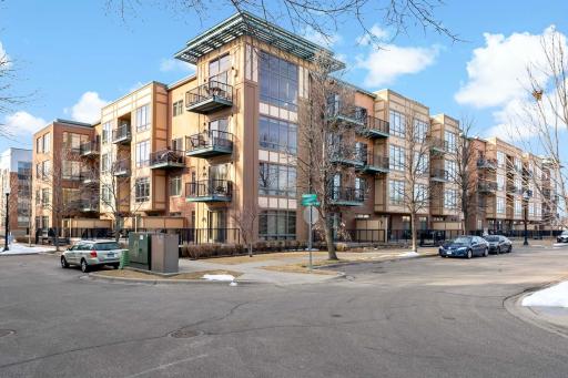 1070 Grandview Court NE, 313, Minneapolis, MN 55421