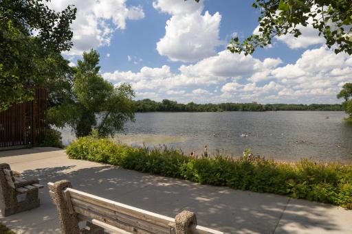 2812 Dean Parkway, Minneapolis, MN 55416