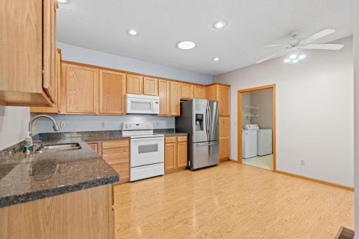 Spacious kitchen with loads of cabinets & counter space