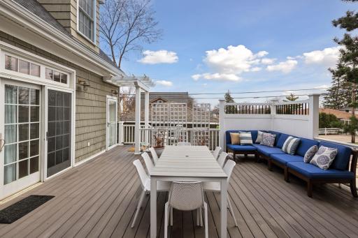 3845 Joppa Avenue South - Spacecrafting - 0054.jpg