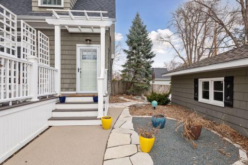 3845 Joppa Avenue South - Spacecrafting - 0055.jpg