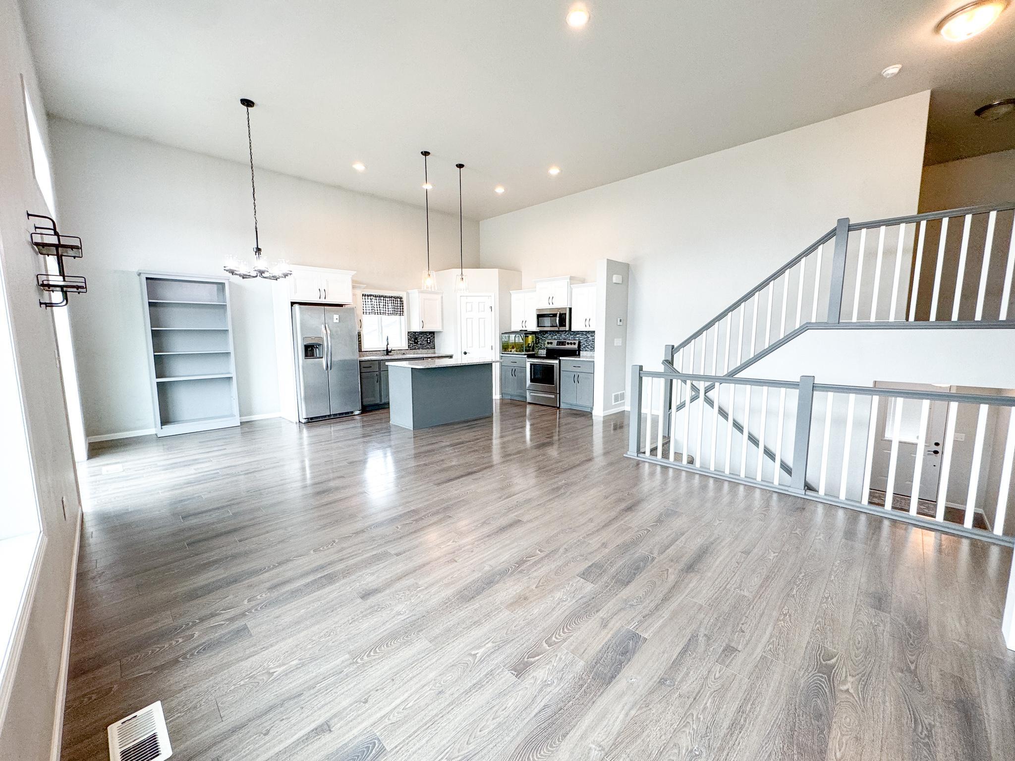 Living Room 1.jpg