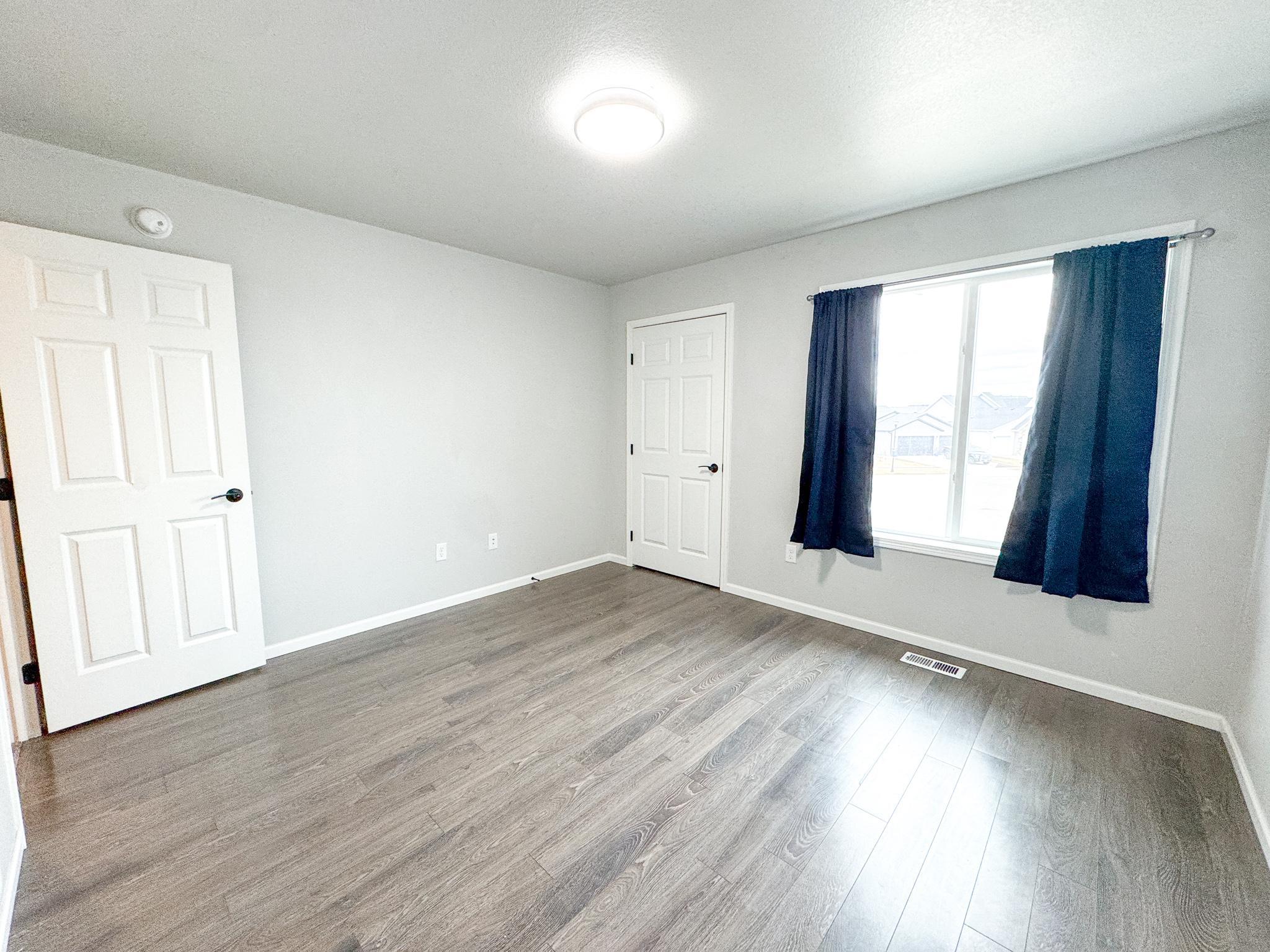 Bedroom 1.jpg
