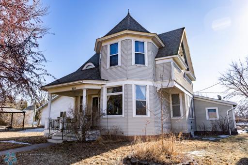 320 Elm Street, Crookston, MN 56716
