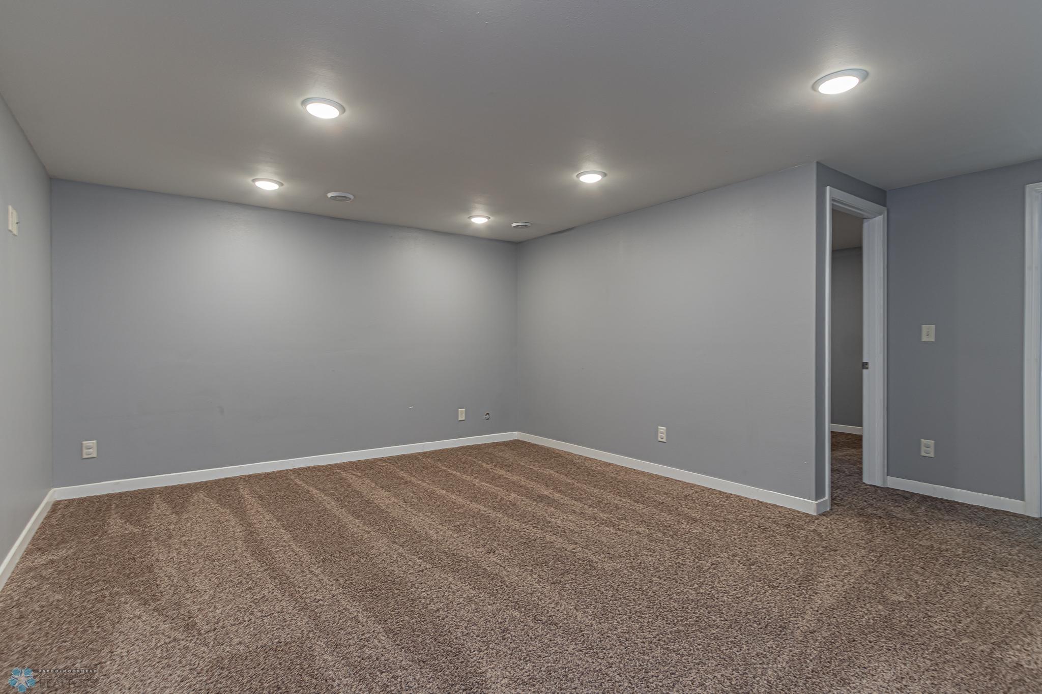 4247 Estate Drive. S, Fargo-28.jpg