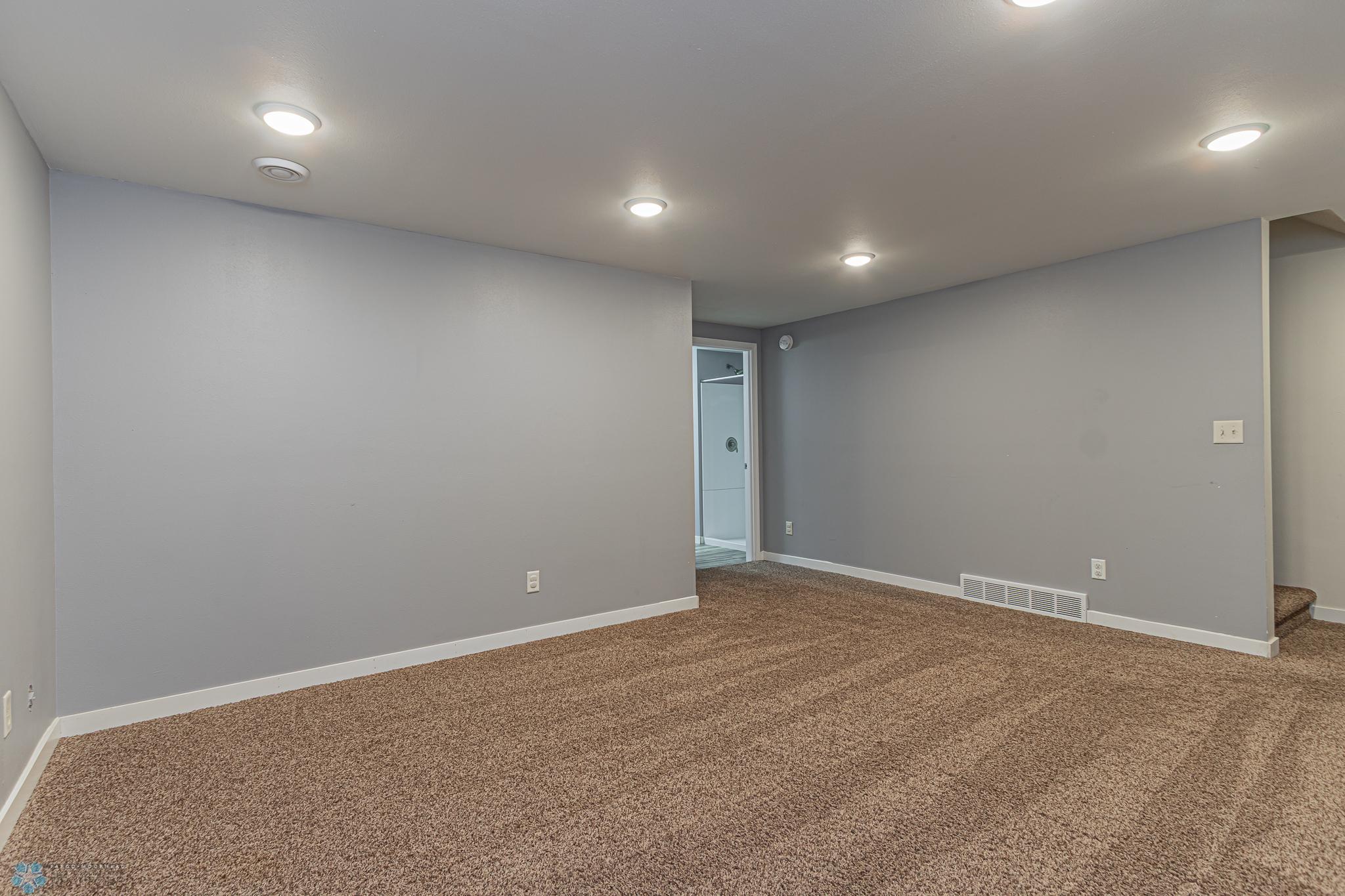 4247 Estate Drive. S, Fargo-29.jpg
