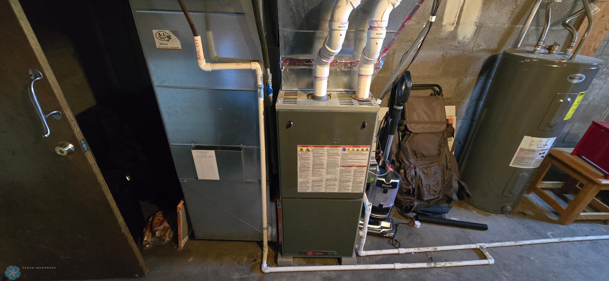 Gas Forced w/ Central A/C