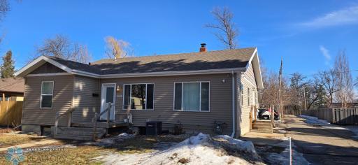 1608 5th Street S, Fargo, ND 58103