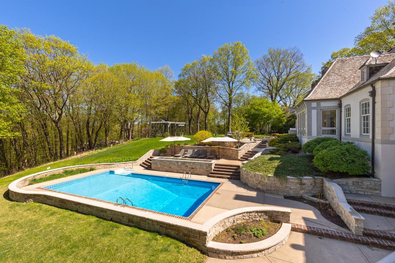 Tranquil 2+ Acre Setting