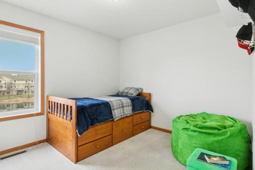 739 Lake Ridge Drive, Saint Paul, MN 55129