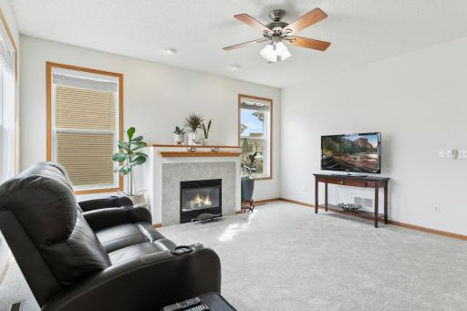 739 Lake Ridge Drive, Saint Paul, MN 55129