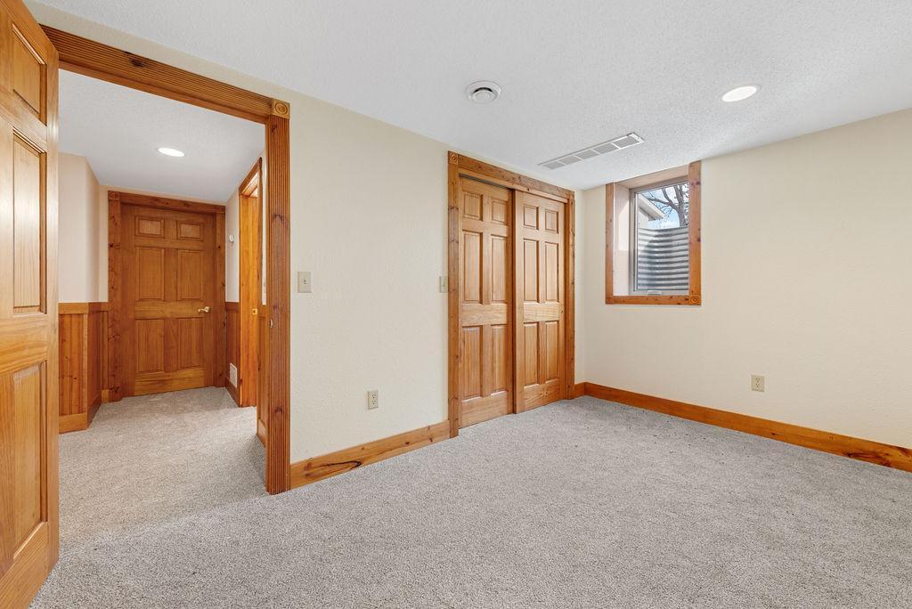 Lower level bedroom 2