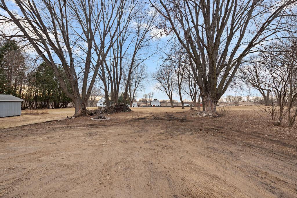 No backyard neighbors!