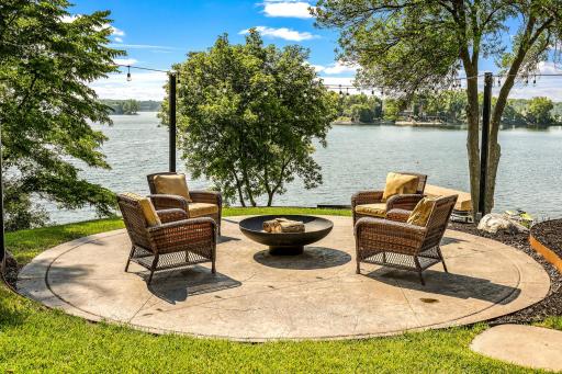 This is a great spot to unwind at the end of a day and take in all the beautiful lake views.