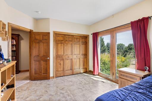 9025 Airport Road, Waconia, MN 55387