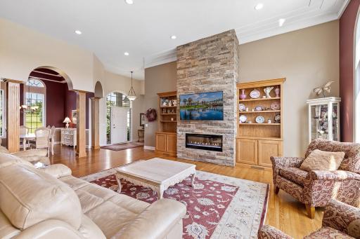9025 Airport Road, Waconia, MN 55387