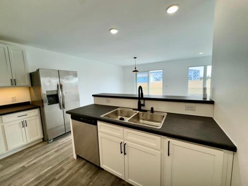 Photo for 512 Garfield Street SE, Warroad, MN 56763 - Listing #6680396 512 Garfield Street SE, Warroad, MN 56763