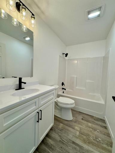 Photo for 512 Garfield Street SE, Warroad, MN 56763 - Listing #6680396 512 Garfield Street SE, Warroad, MN 56763
