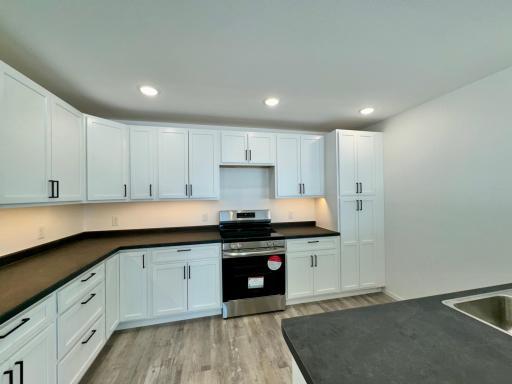 602 Garfield Street SE, Warroad, MN 56763
