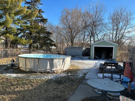 815 10th Avenue N, Moorhead, MN 56560