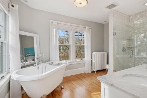 1402 W Minnehaha Parkway, Minneapolis, MN 55419