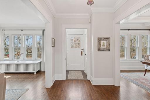 1402 W Minnehaha Parkway, Minneapolis, MN 55419