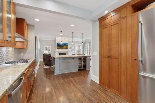 1402 W Minnehaha Parkway, Minneapolis, MN 55419