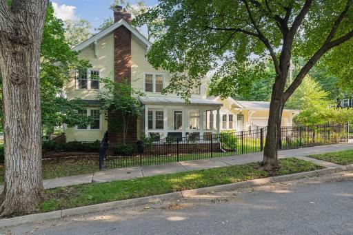 1402 W Minnehaha Parkway, Minneapolis, MN 55419