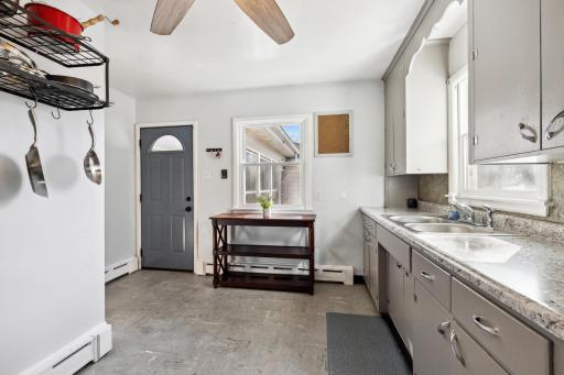 Great kitchen off breezeway. Come right in with your groceries!