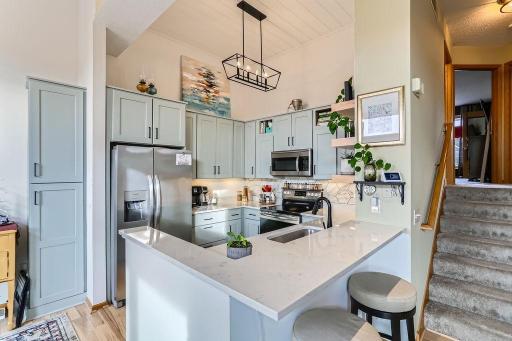 17747 70th Place N, Maple Grove, MN 55311