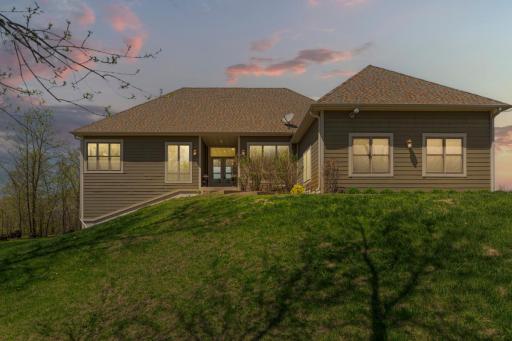 3201 Circle Bluff Trail, Faribault, MN 55021