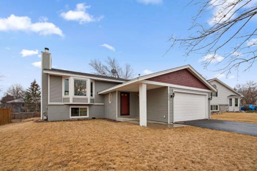3813 Moccasin Court, Burnsville, MN 55337