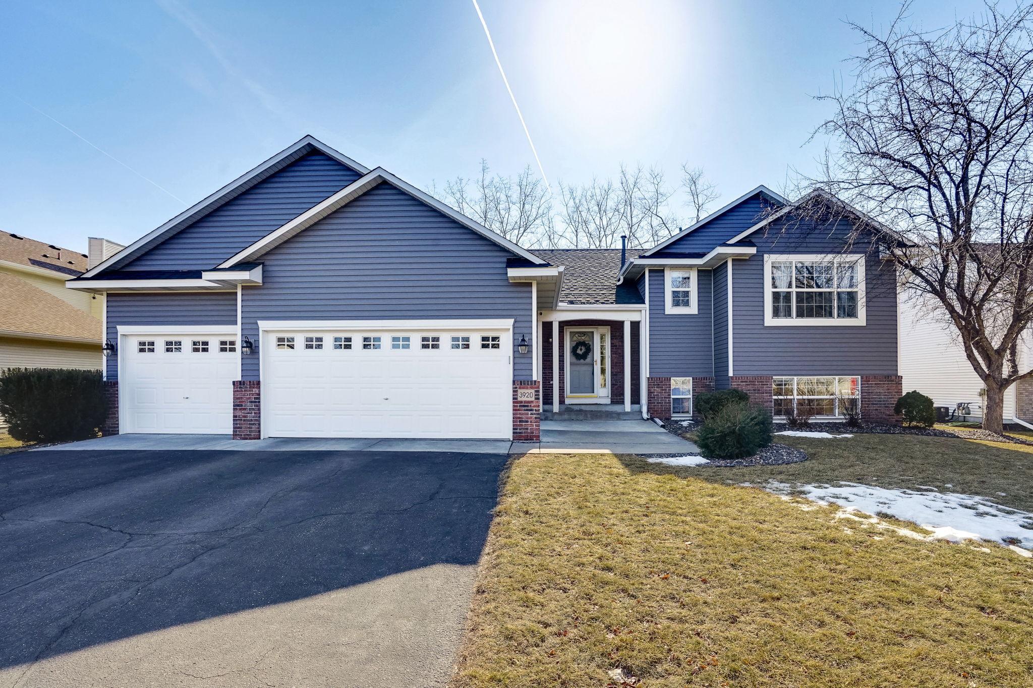 3 car heated garage