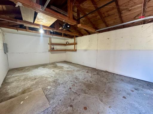 laundry/utility room