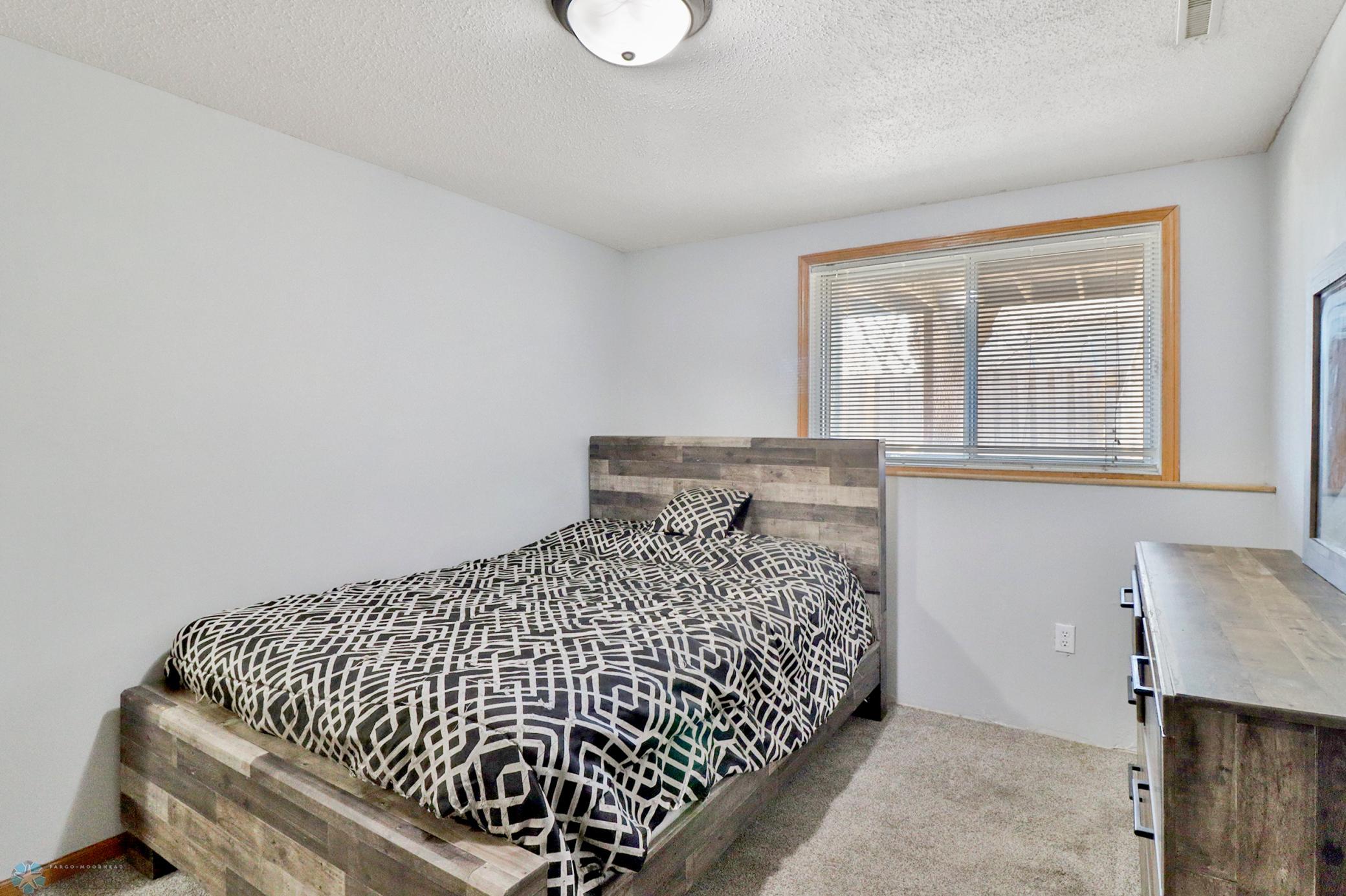 Basement Bedroom2_1.JPG