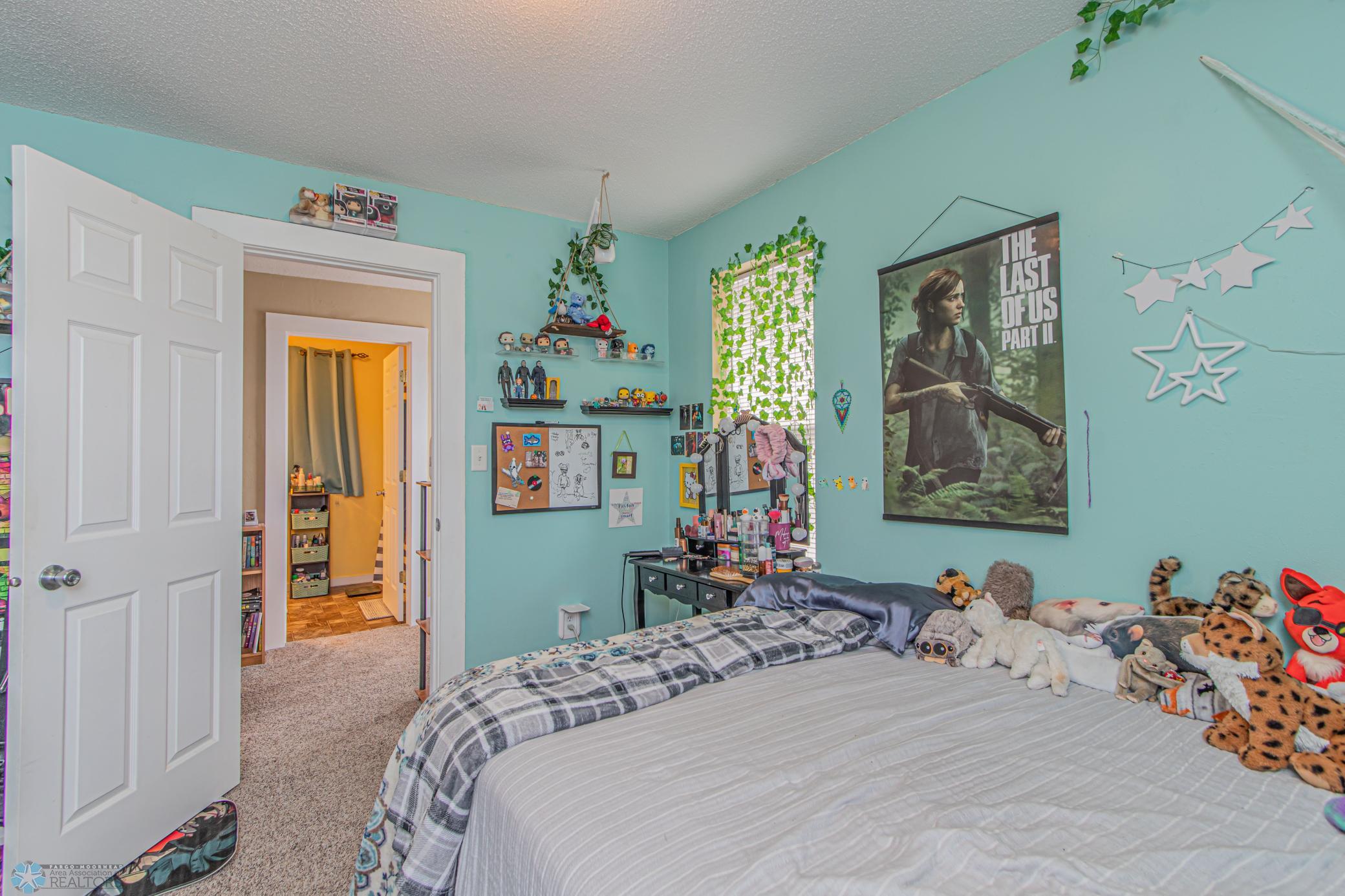 11 Center St, West Fargo, ND 58078-24.jpg