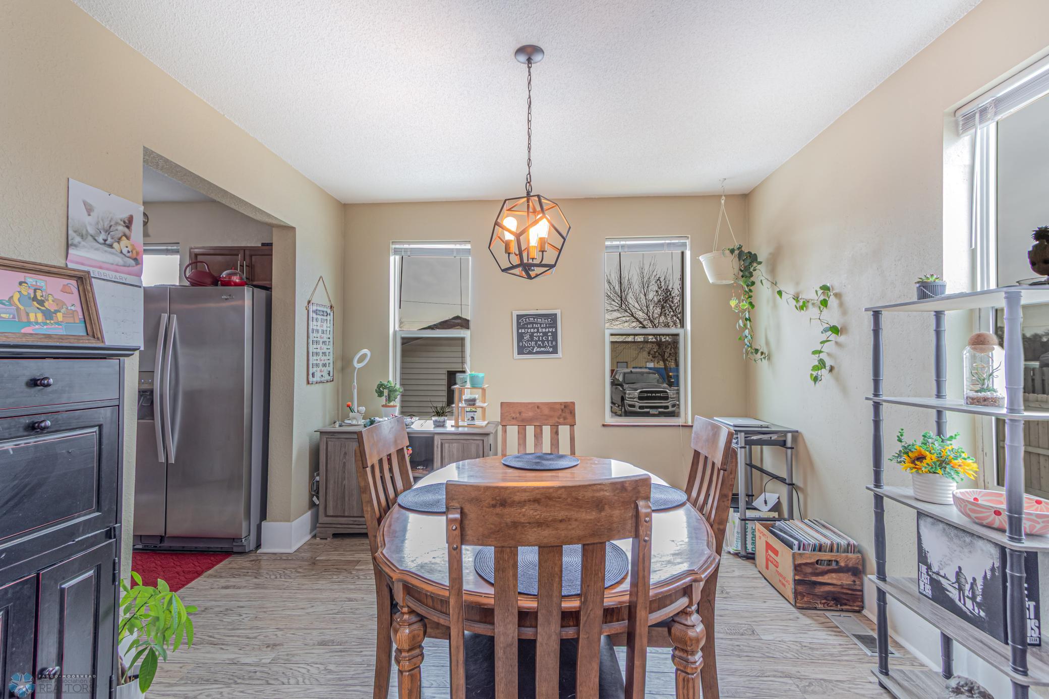 11 Center St, West Fargo, ND 58078-11.jpg
