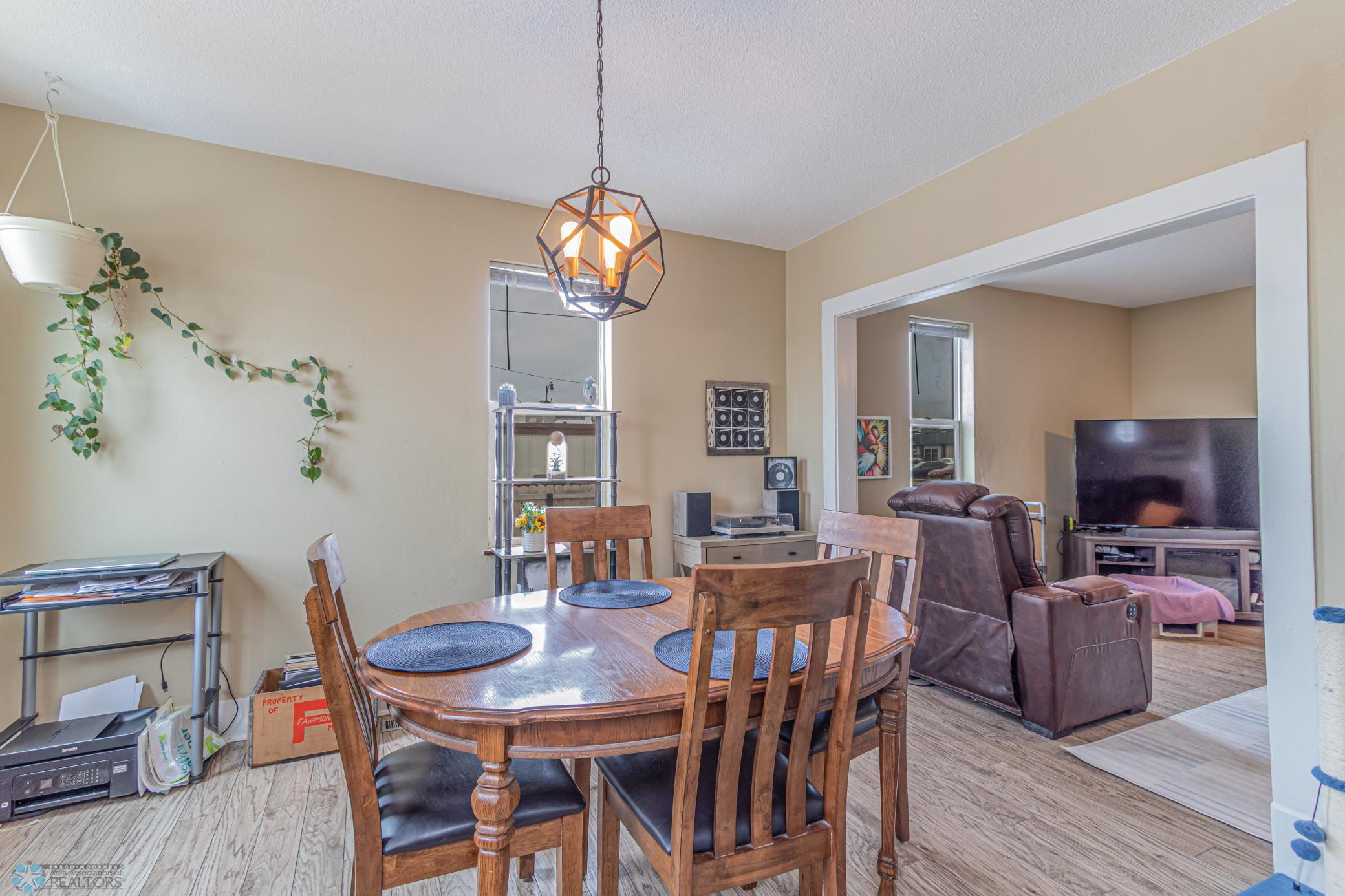 11 Center St, West Fargo, ND 58078-12.jpg