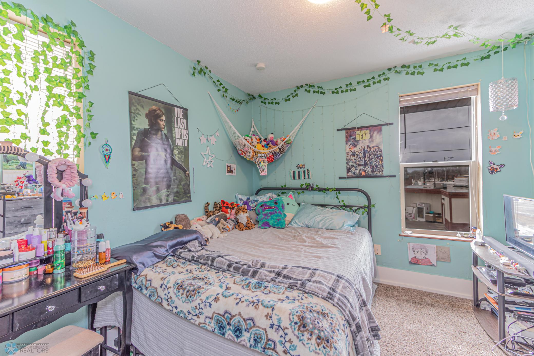 11 Center St, West Fargo, ND 58078-23.jpg