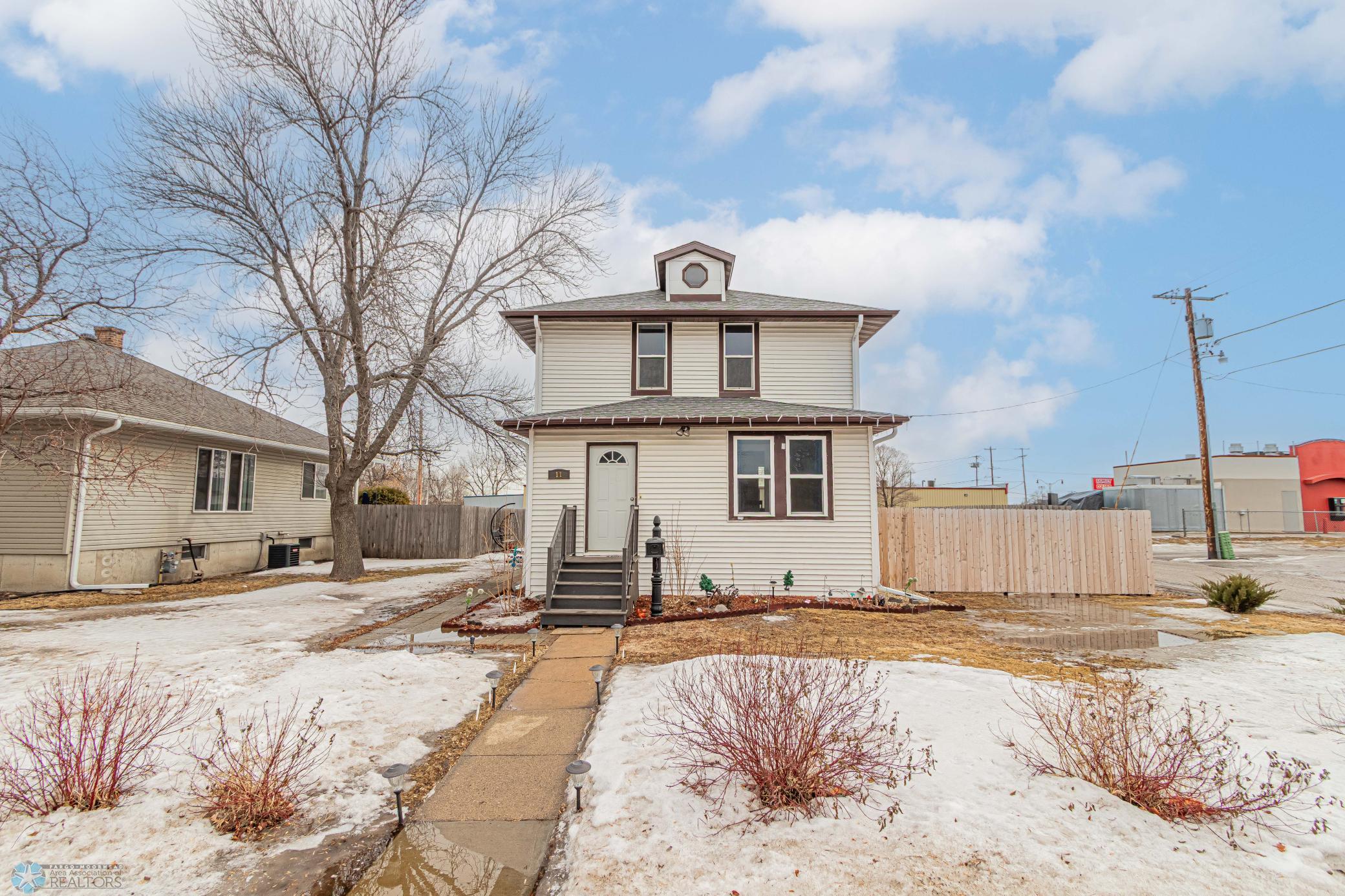 11 Center St, West Fargo, ND 58078-28.jpg