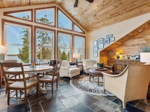 1303 E Pointe Drive, Brainerd, MN 56401