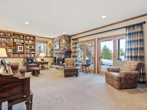 1303 E Pointe Drive, Brainerd, MN 56401