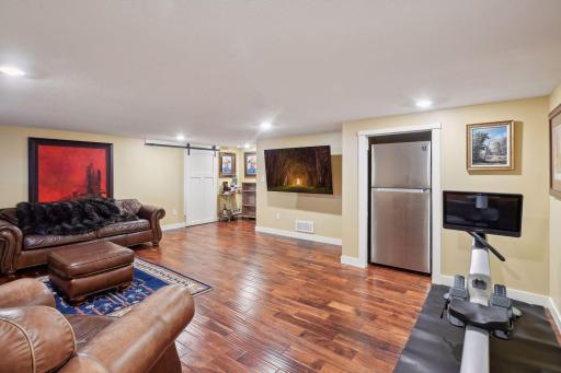 1990 Shadywood Road, Wayzata, MN 55391