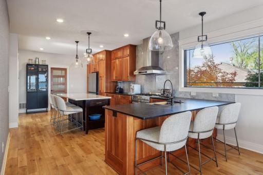 1990 Shadywood Road, Wayzata, MN 55391